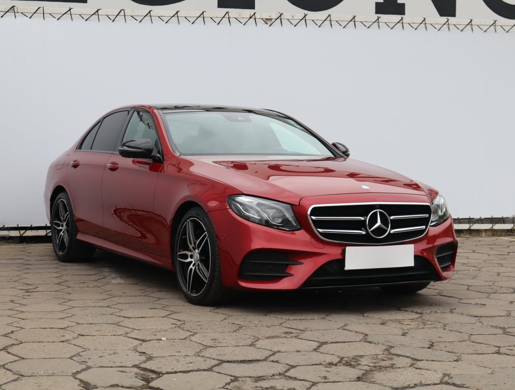 Mercedes-Benz E