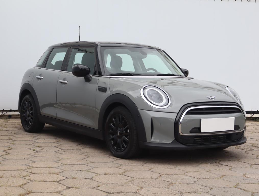 MINI 5-door