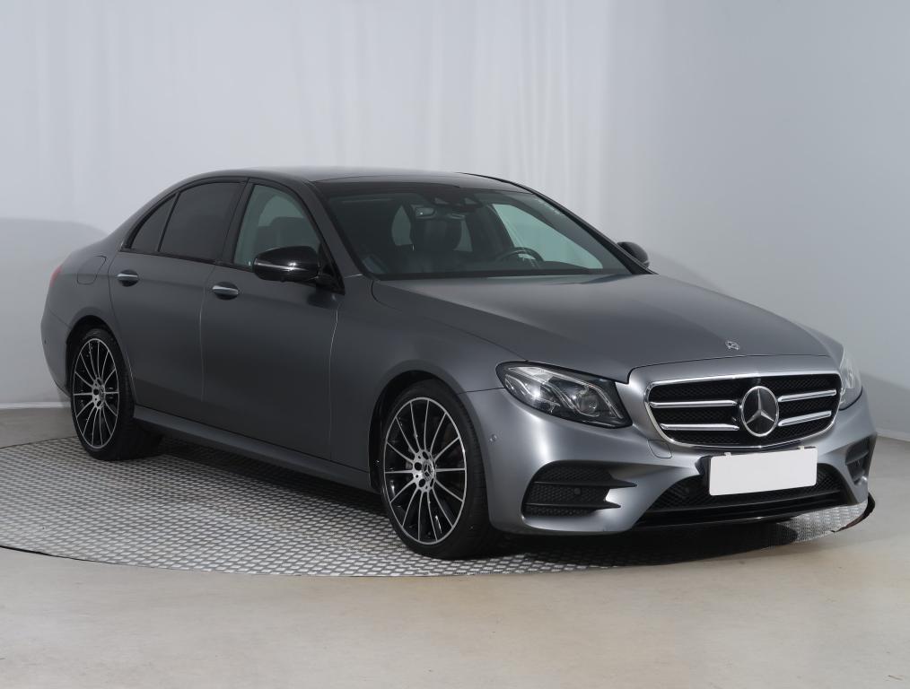 Mercedes-Benz E