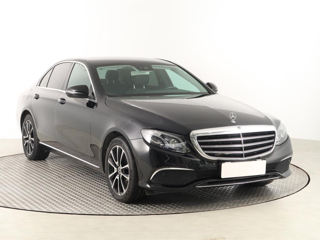 Mercedes-Benz E