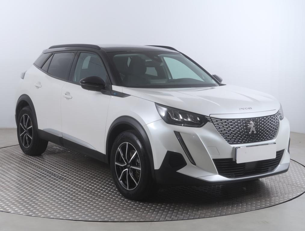 Peugeot e-2008