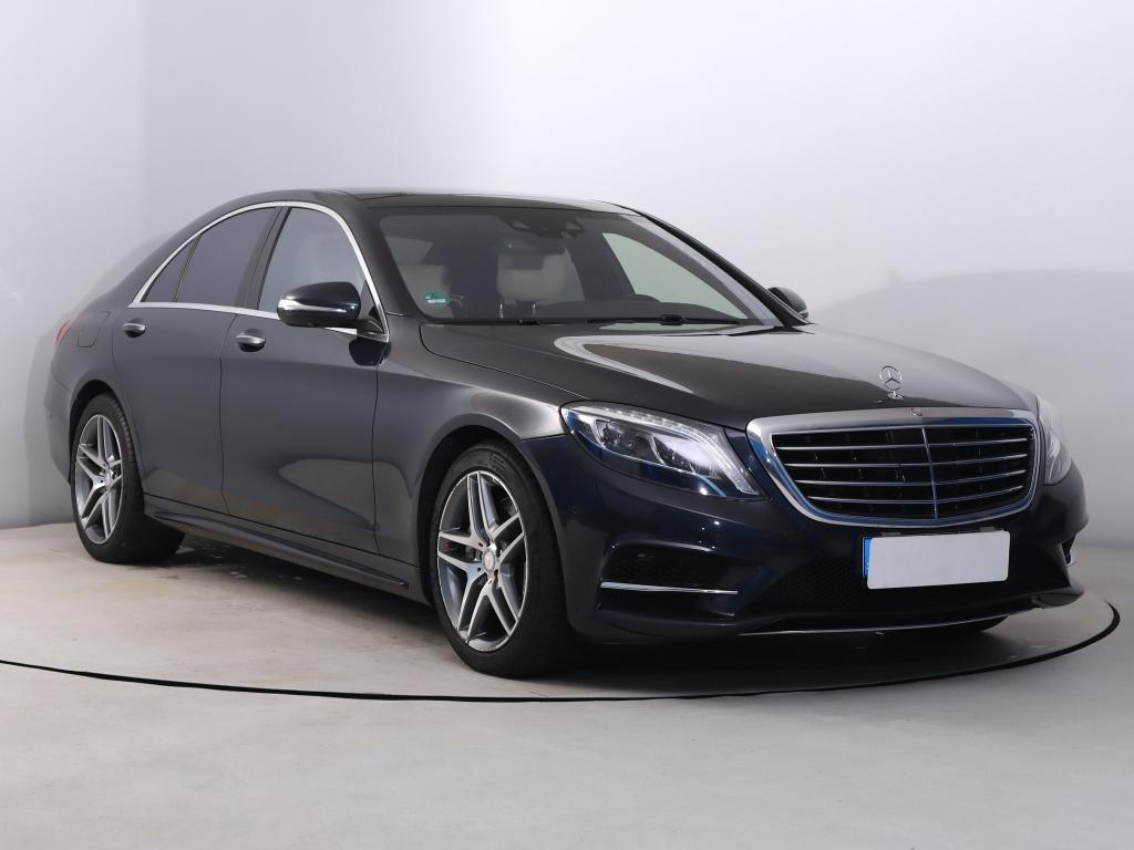 Mercedes-Benz S