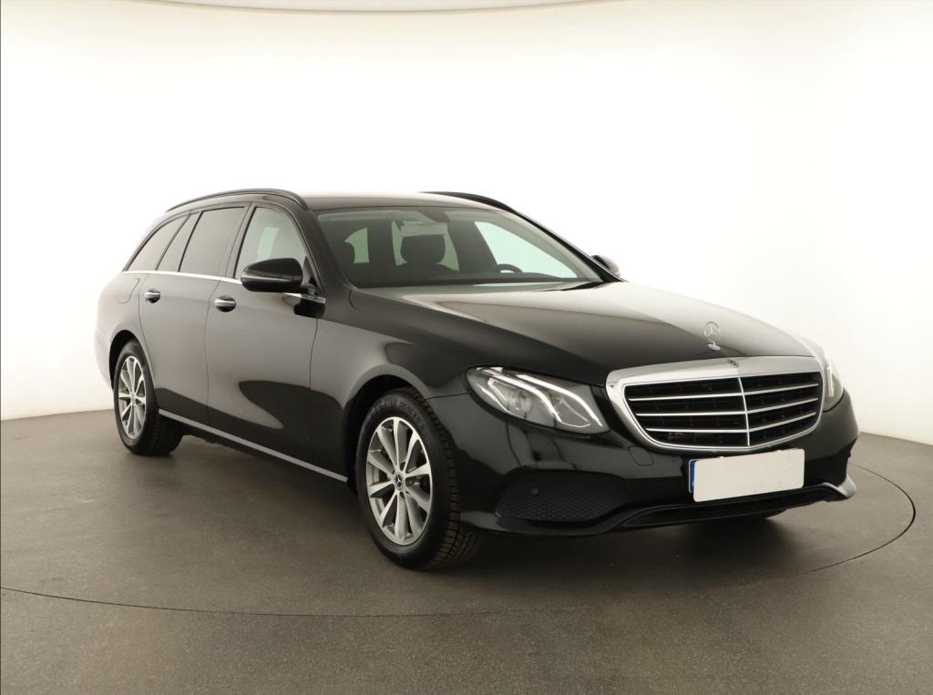 Mercedes-Benz E