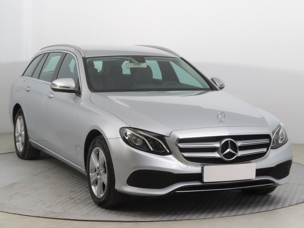 Mercedes-Benz E