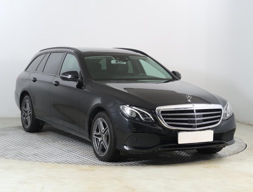 Mercedes-Benz E