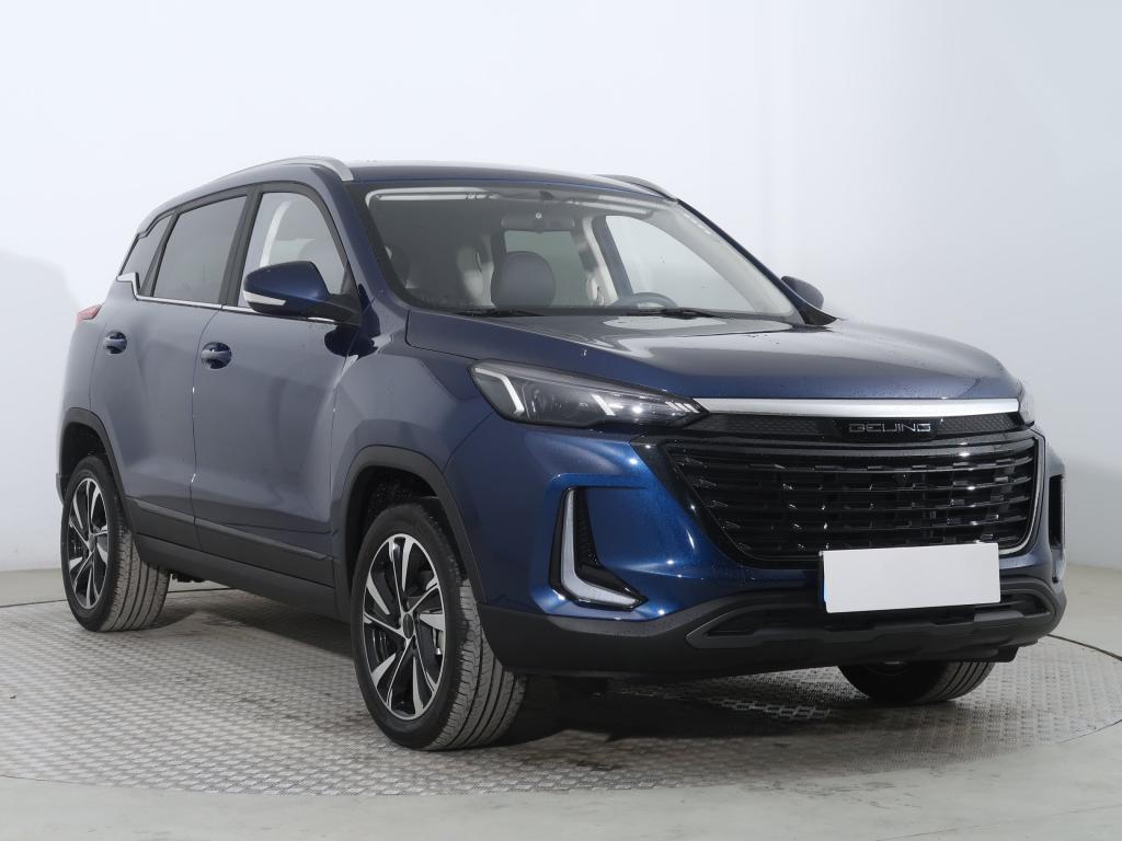 BAIC X3