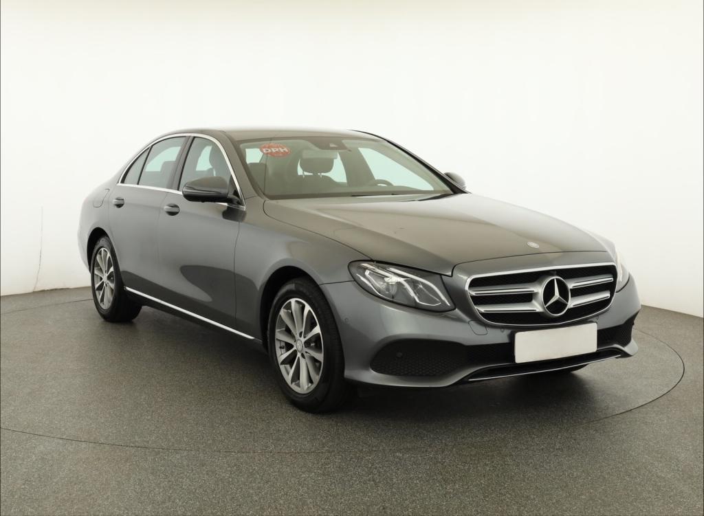 Mercedes-Benz E