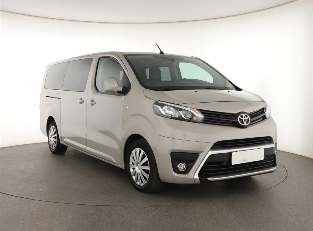 Toyota ProAce Verso