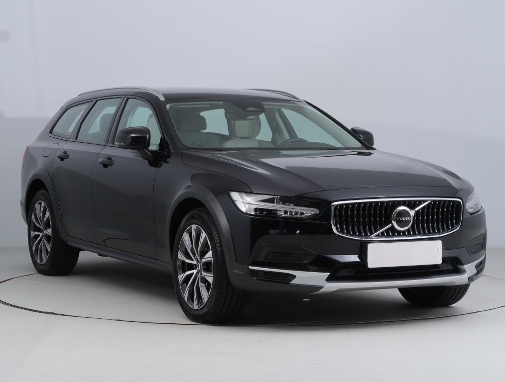 Volvo V90 Cross Country