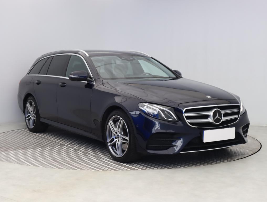 Mercedes-Benz E