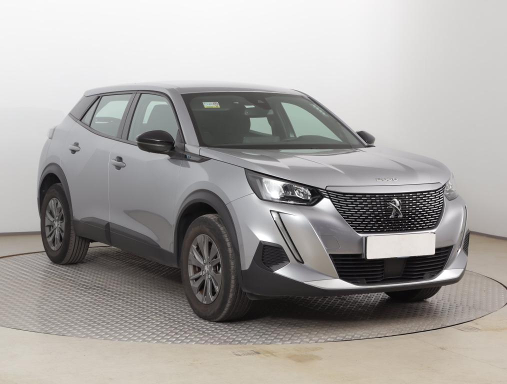 Peugeot e-2008
