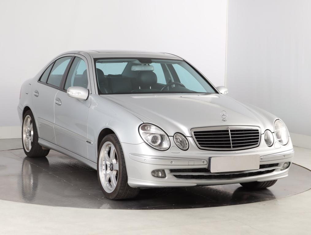 Mercedes-Benz E