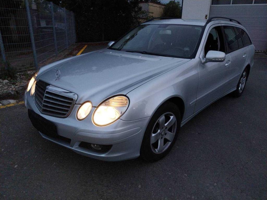 Mercedes-Benz E