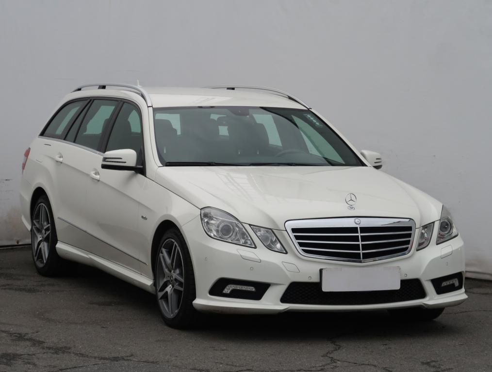 Mercedes-Benz E